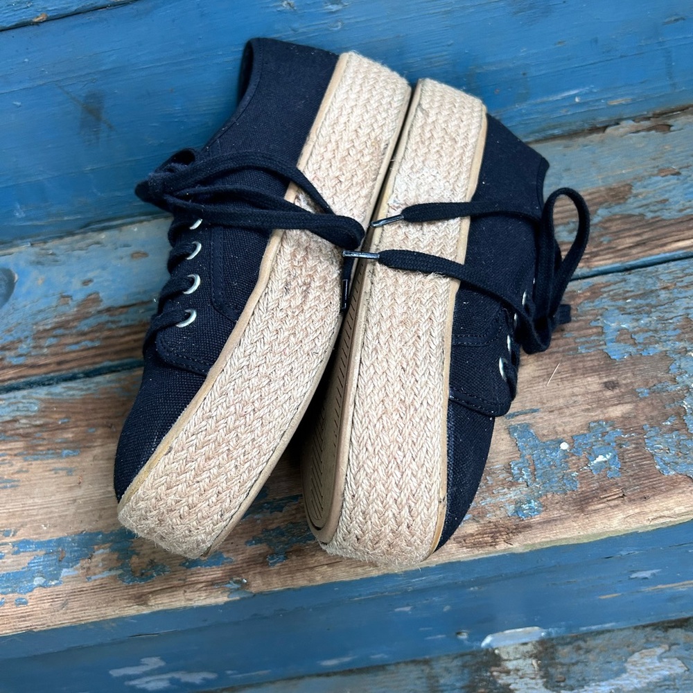 Sun & Stone Platform Sneaker - image 5